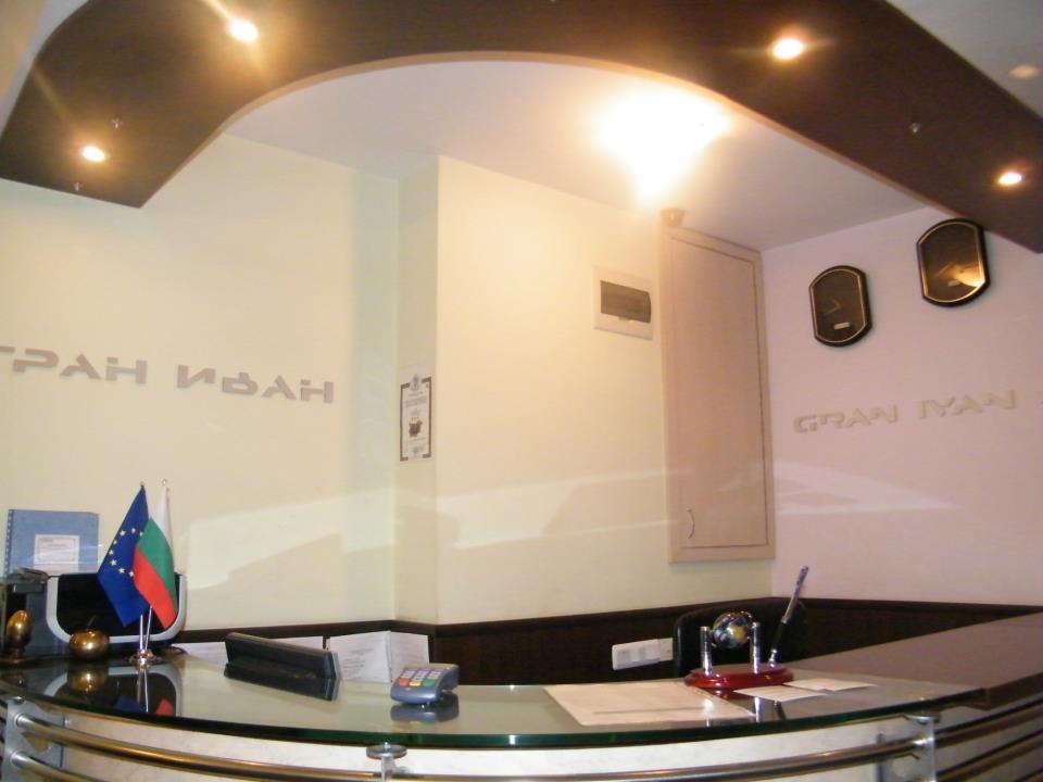 Family Hotel Gran Ivan Varna Dış mekan fotoğraf